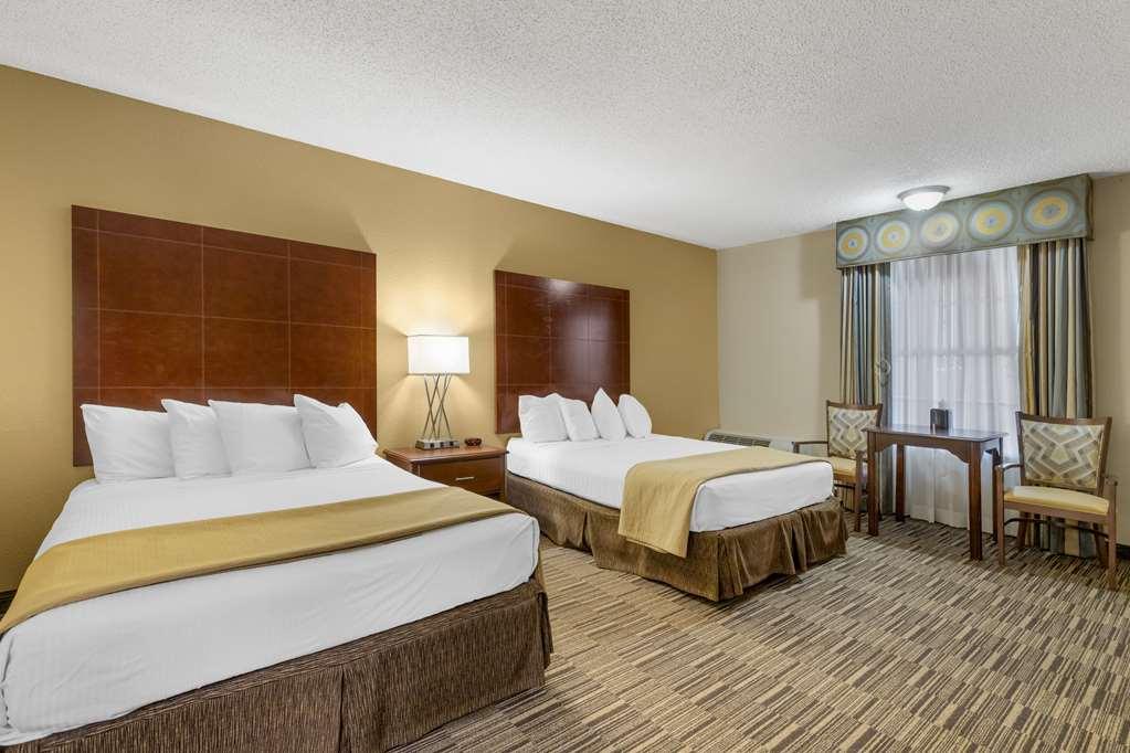 Best Western Sunday House Inn Kerrville Habitación foto